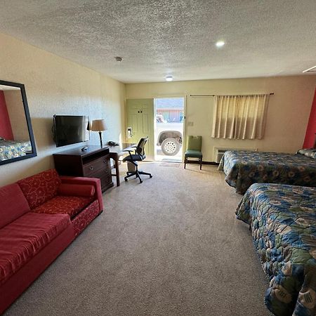 Village Inn エイダ エクステリア 写真